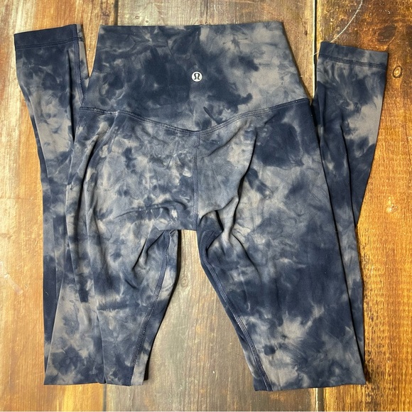 lululemon athletica Pants - Lululemon Align. Size 2. 28 inch.